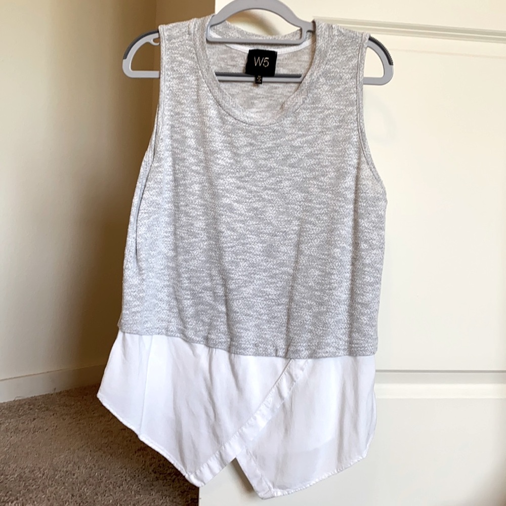 W5 gray tank top with white bottom